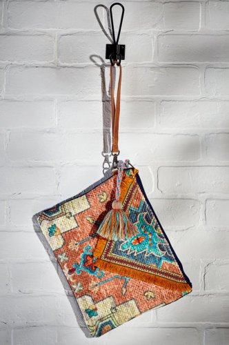 Bishop Wristlet