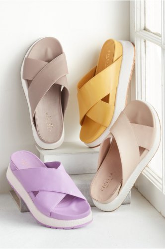 Cecelia NY Uma Comfort Slide