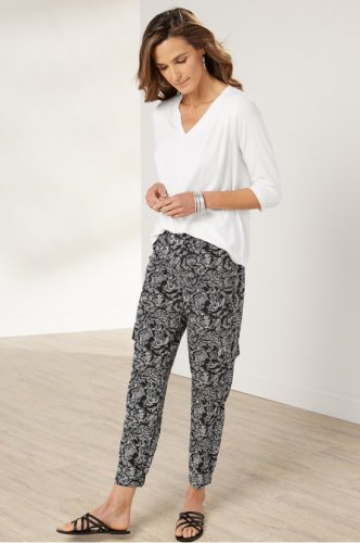 Petites Go Lively Stamped Floral Cargo Pants