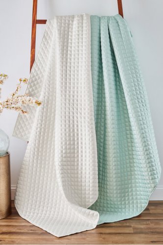 Blissful Bamboo Quilt