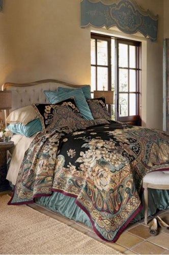 Ariya Tapestry Coverlet