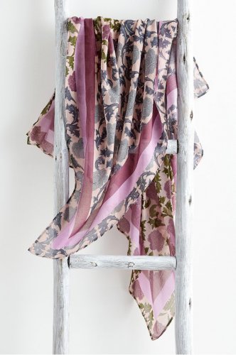 Damask de Rose Scarf