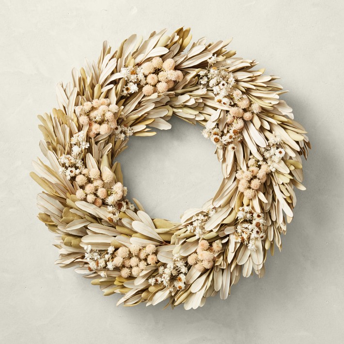 Cozy Cottage Live Wreath