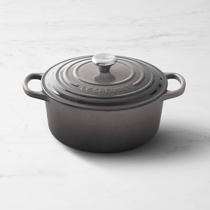 Le Creuset Signature Enameled Cast Iron Round Dutch Oven, 3 1\u002F2-Qt.