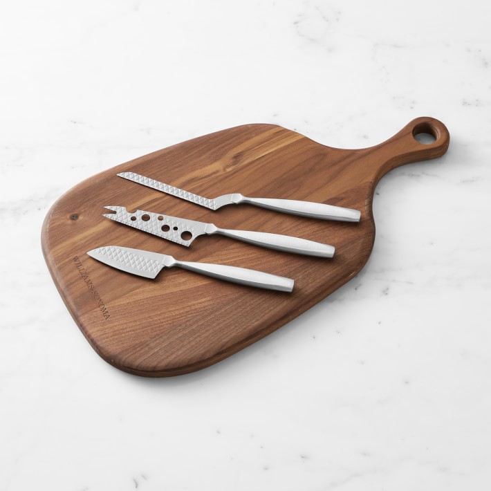 Walnut Cheese Board with Cheese Knives
