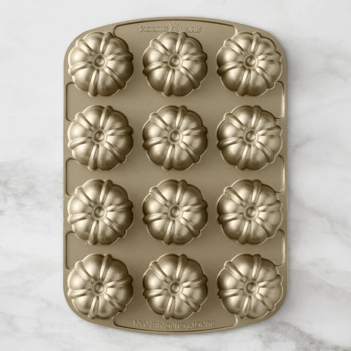 Nordic Ware Nonstick Cast Aluminum Anniversary Cakelet Pan, 12 Wells