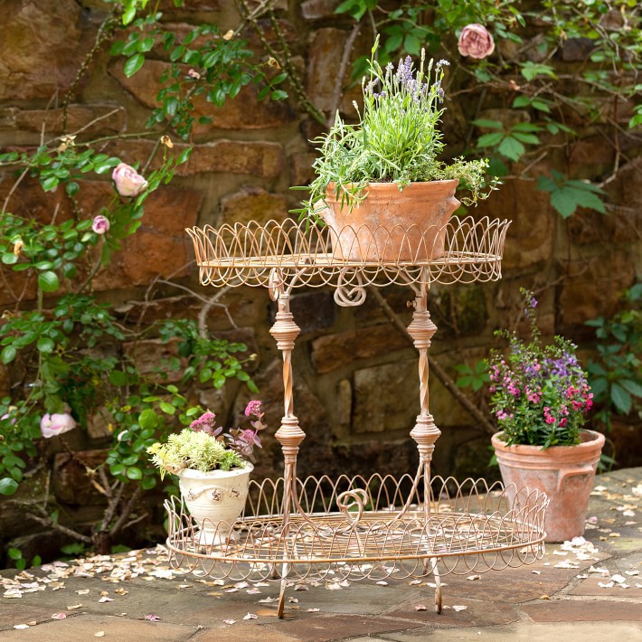French Wire Stand