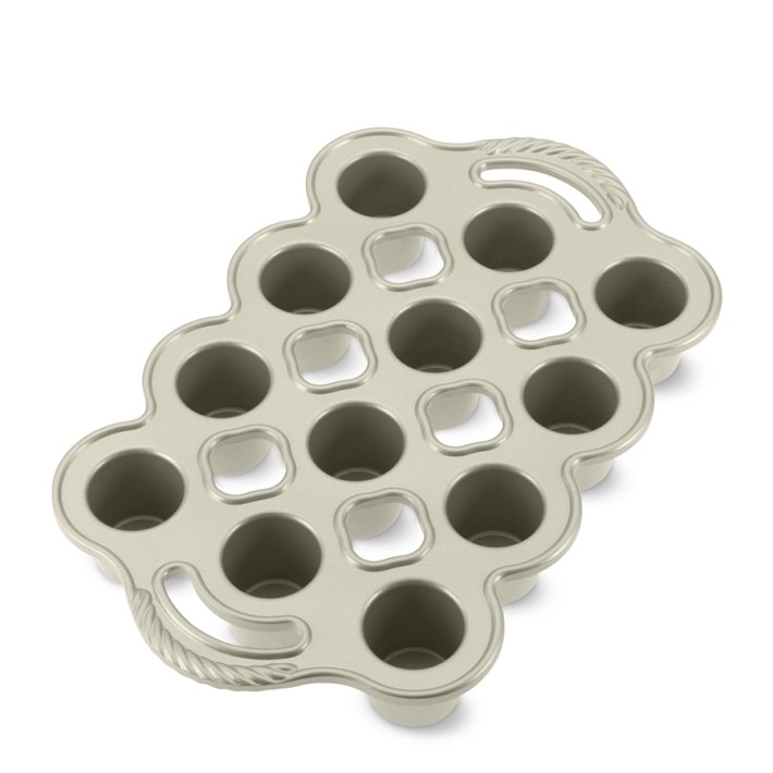 Nordic Ware Nonstick Cast Aluminum Bouchon Pan