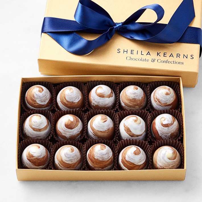 Milk Chocolate Cinnamon Roll Bonbon, Set of 15