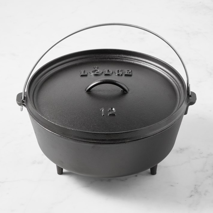 Lodge Seasoned Cast Iron Camping Dutch Oven