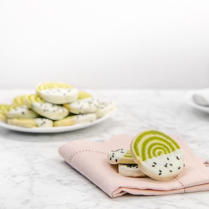 x Red Velvet Matcha Swirl Cookies DIY Kit