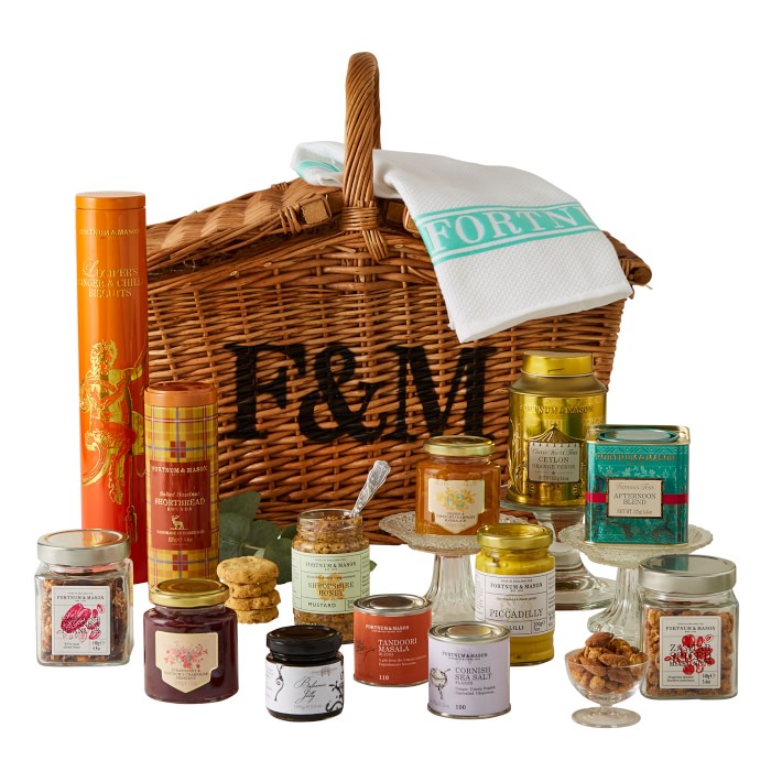 Fortnum & Mason English Pantry Hamper