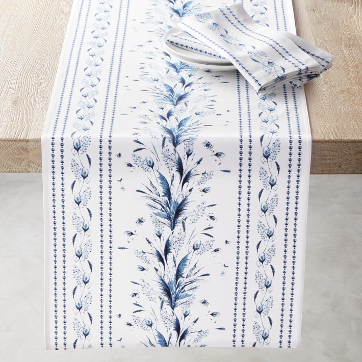 Printemps Bleu Table Runner