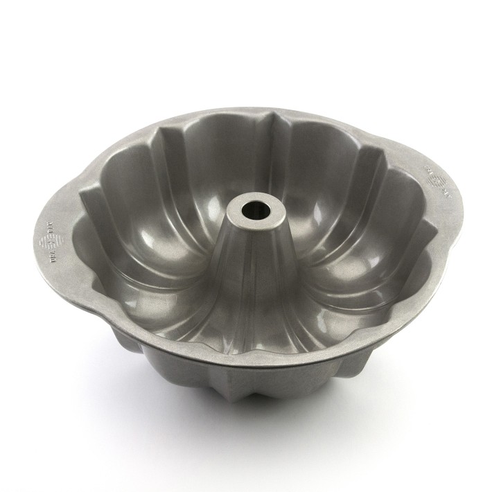 USA Pan Fluted Tube Cake Pan