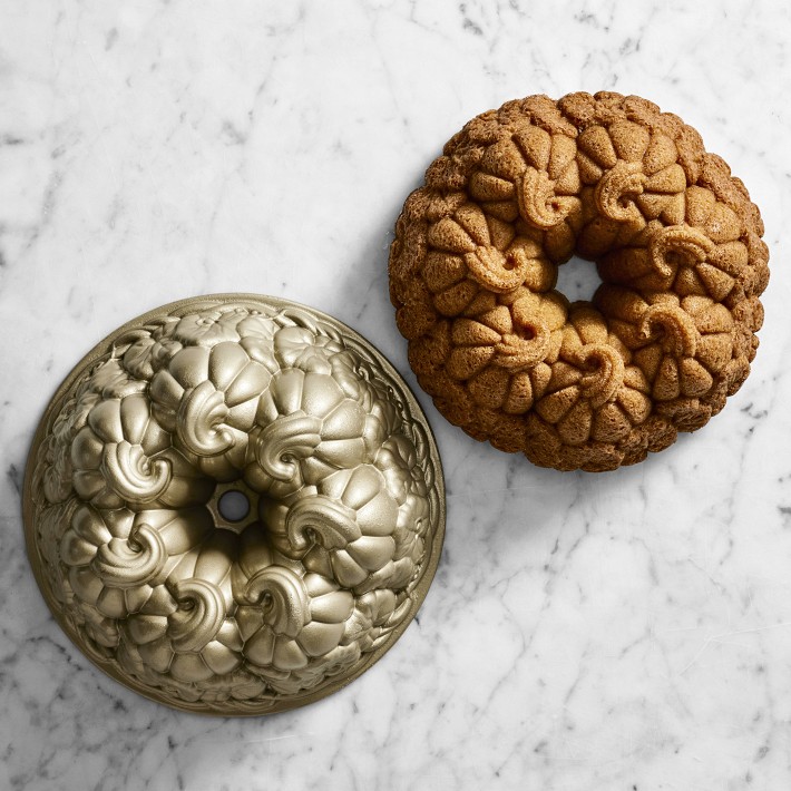Nordic Ware Pumpkin Bundt Cake