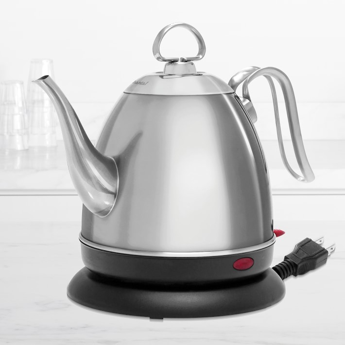 Chantal Mia E-kettle, 32-Oz.