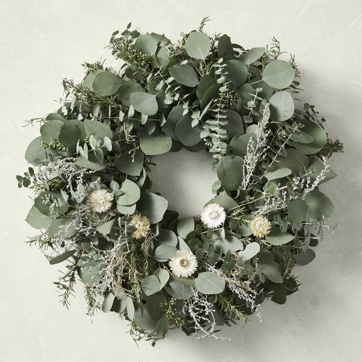 Winter Eucalyptus Live Wreath, 20"