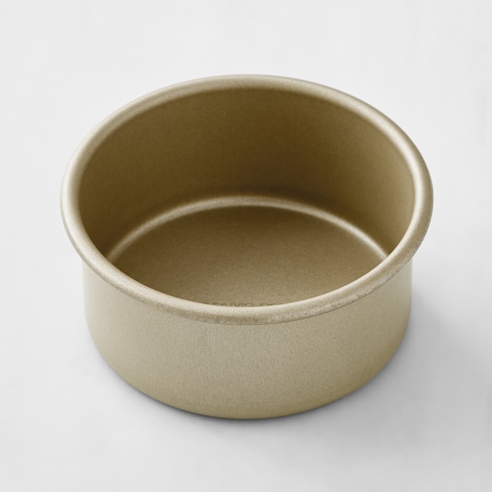 Goldtouch Pro Nonstick Round Cake Pan