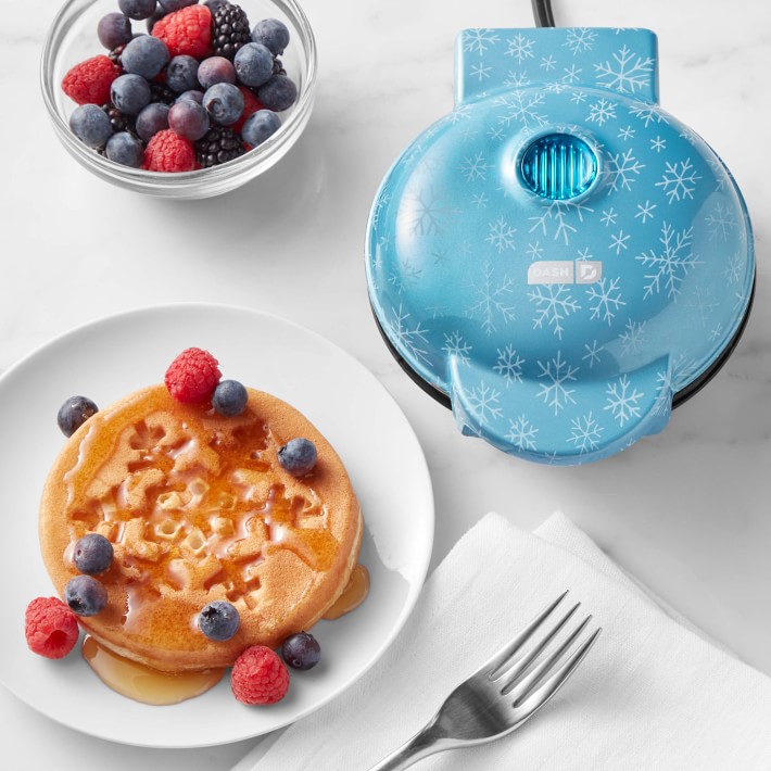 Dash Mini Waffle Maker, Printed Snowflake