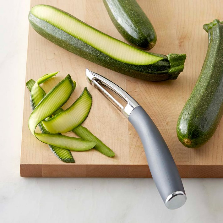 Serrated Swivel Peeler