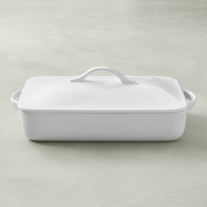 Essential Covered Rectangular Baker