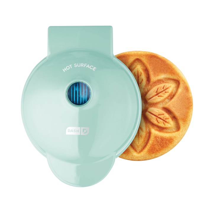 Dash Mini Design Flower Waffle Maker
