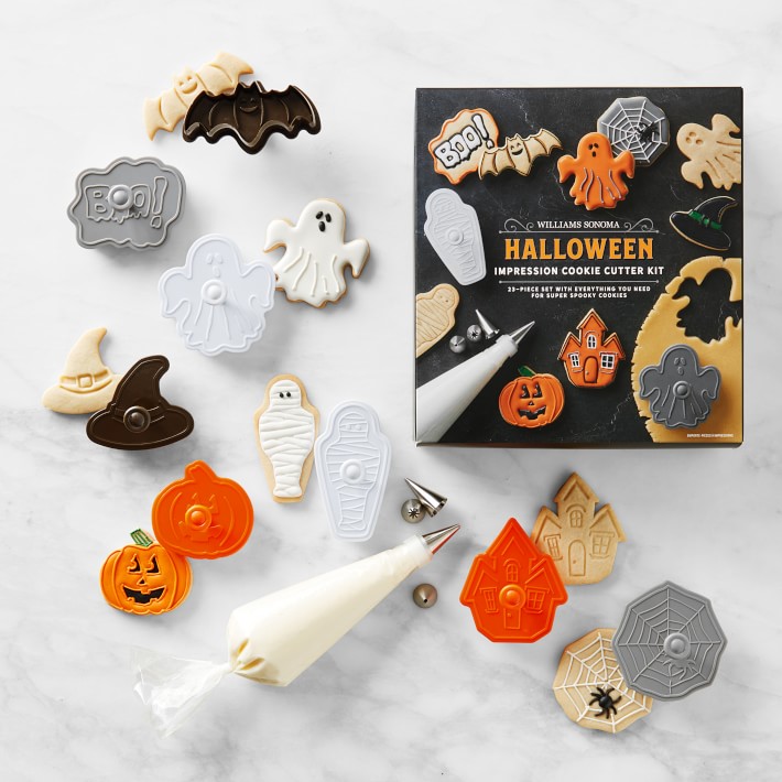 Halloween Cookie Cutter Storybook 23-Piece Set
