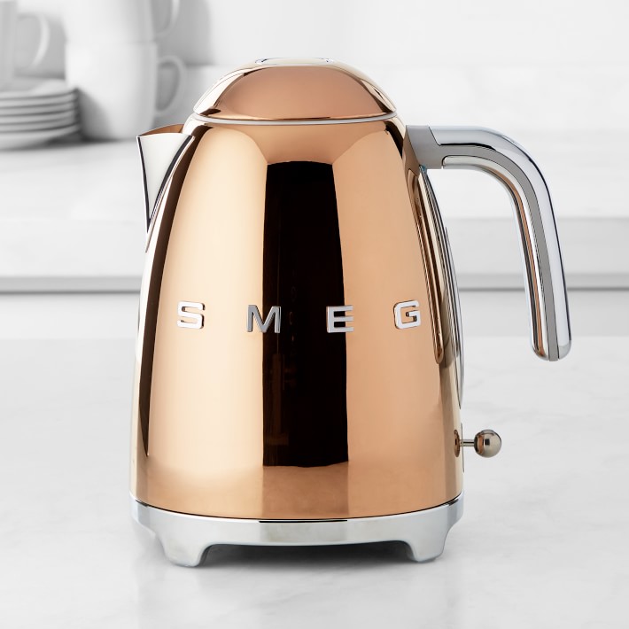 Smeg Electric Kettle 3D Logo