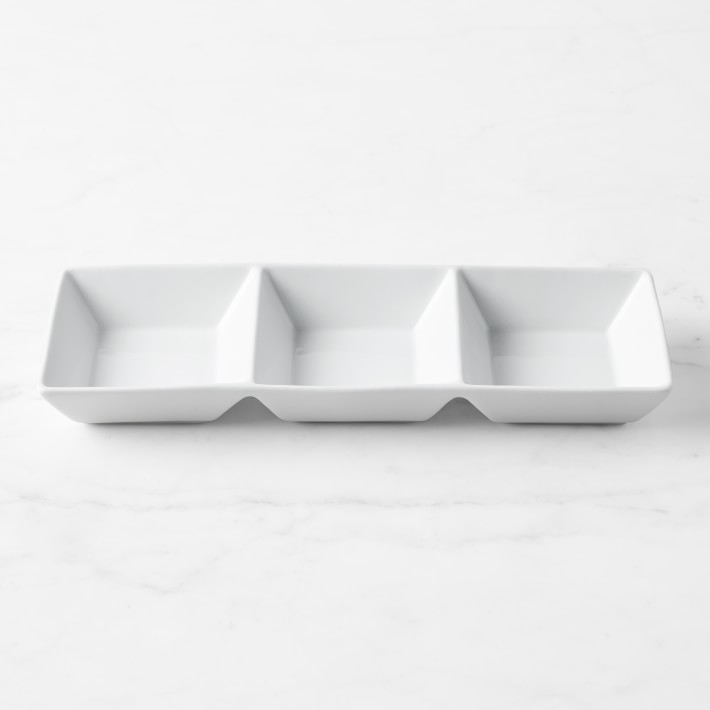 Open Kitchen by 3-Sectioned Rectangular Tray