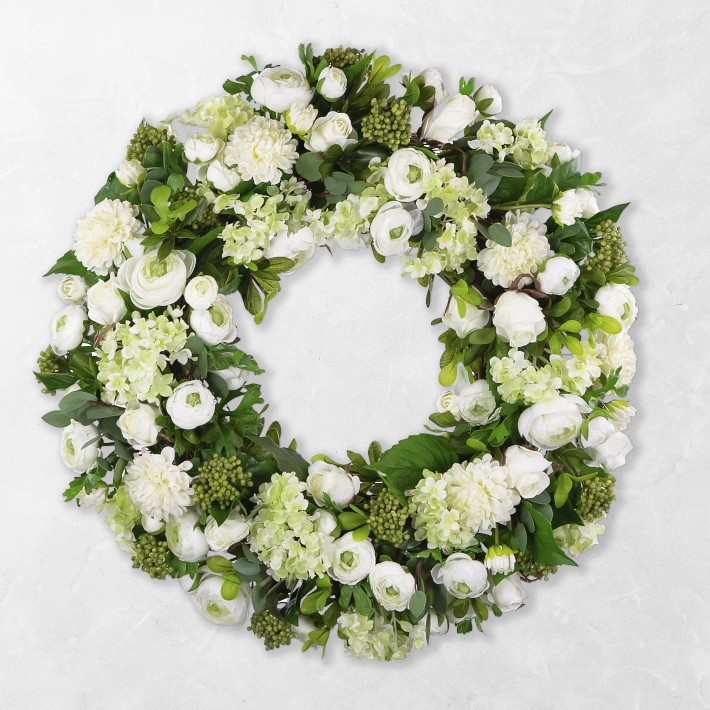 Faux Dahlia Wreath, 24"